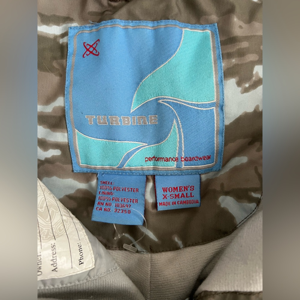 Winter snow pants camo style